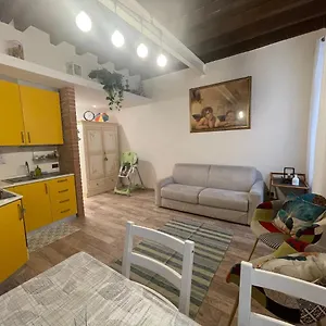 Apartment Casa Nicoli, Bergamo